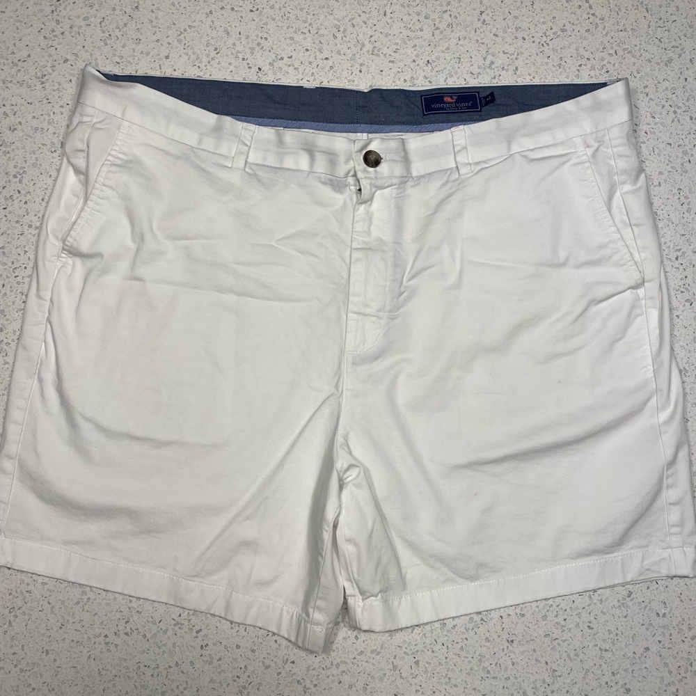 Vineyard Vines 9” White Stretch Breaker Shorts